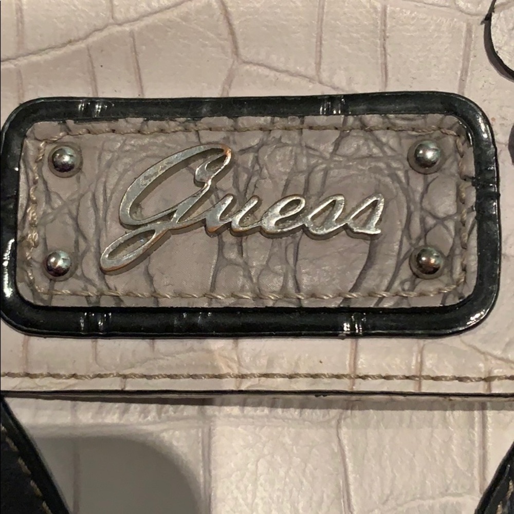 Guess Cross-body - Picture 3 of 7